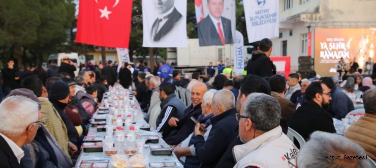 BAŞKAN ÖNTÜRK, ARSUZLULARLA İFTAR SOFRASINDA BULUŞTU
